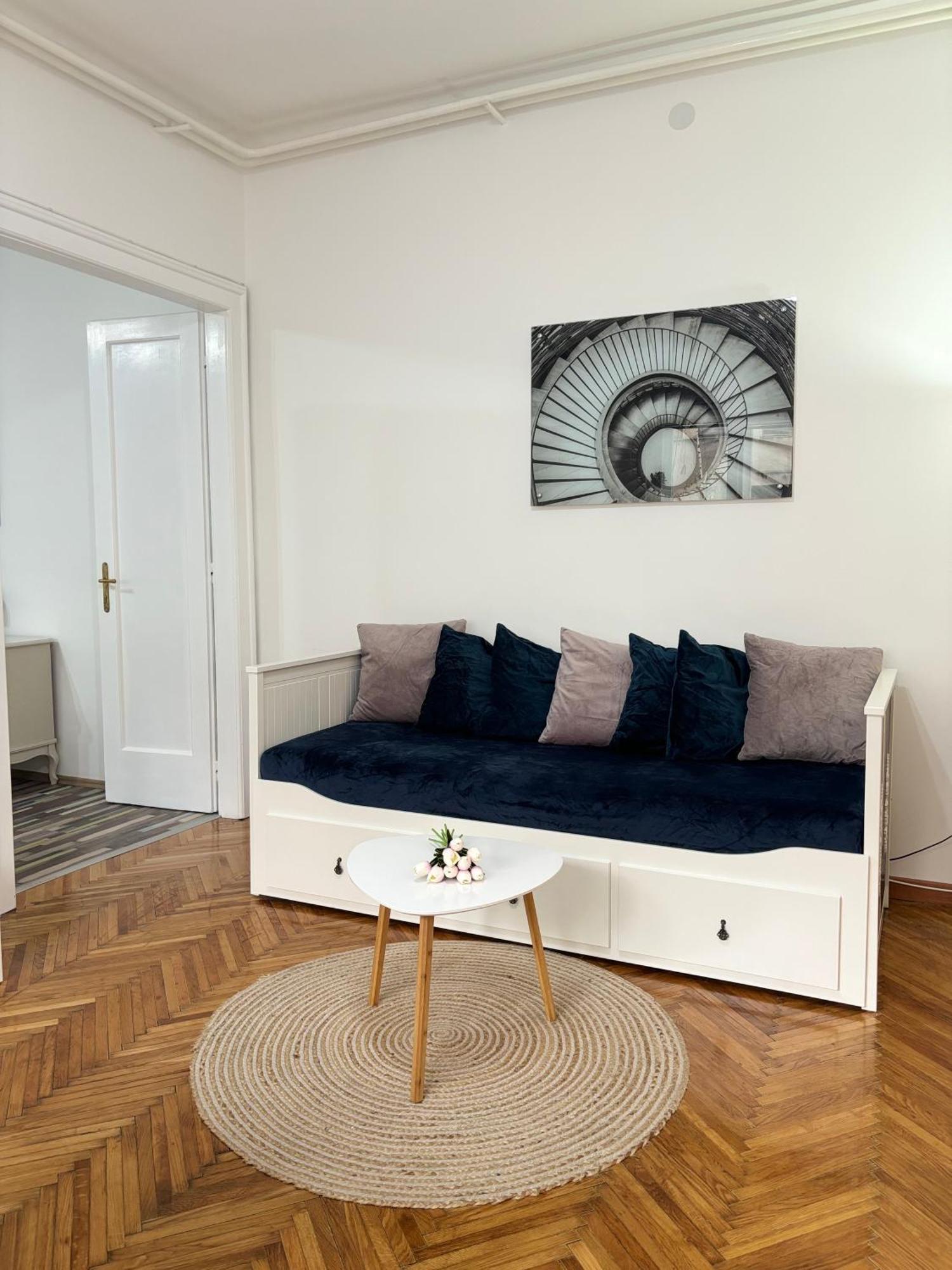 Center Retro Apartment Ni Eksteriør bilde